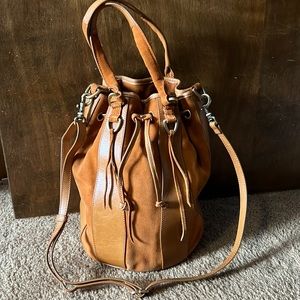 Hobo bucket bag